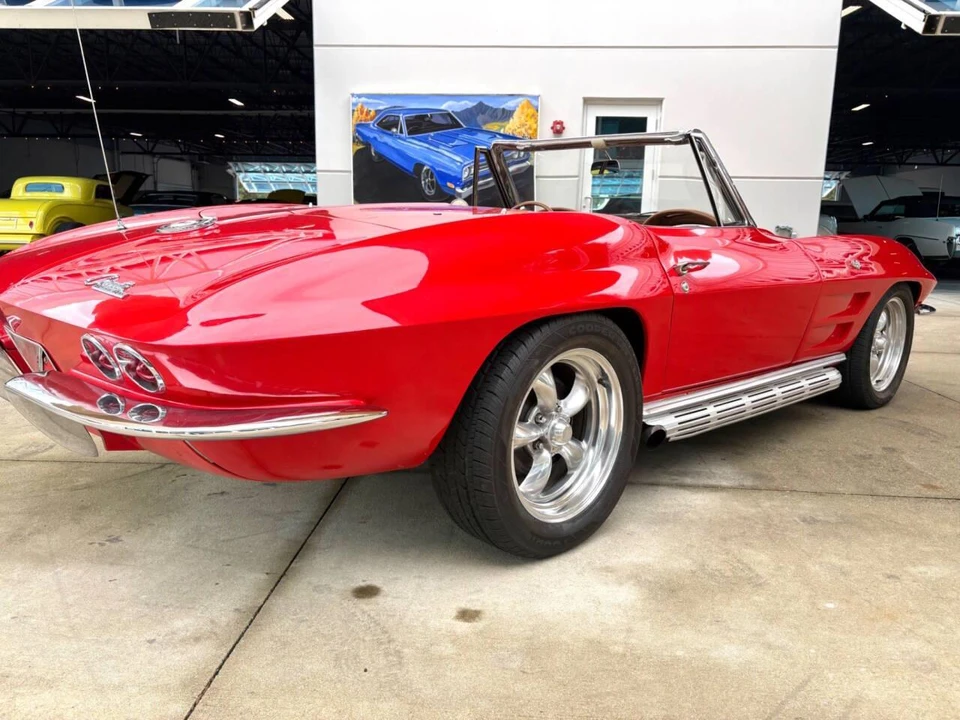 1963 Chevrolet Corvette C2 - Image 16 of 31