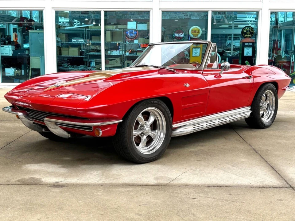 1963 Chevrolet Corvette C2 - Image 11 of 31
