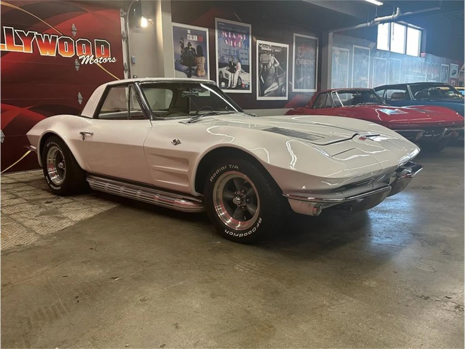 1963 Chevrolet Corvette C2 - Image 8 of 31