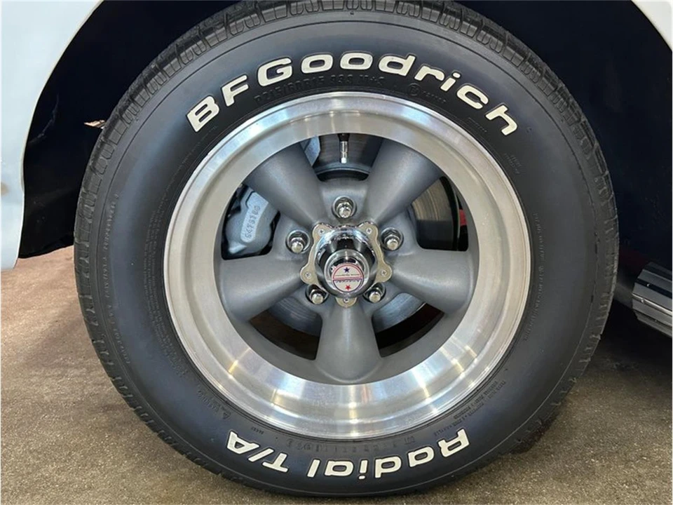 1963 Chevrolet Corvette C2 - Image 30 of 31