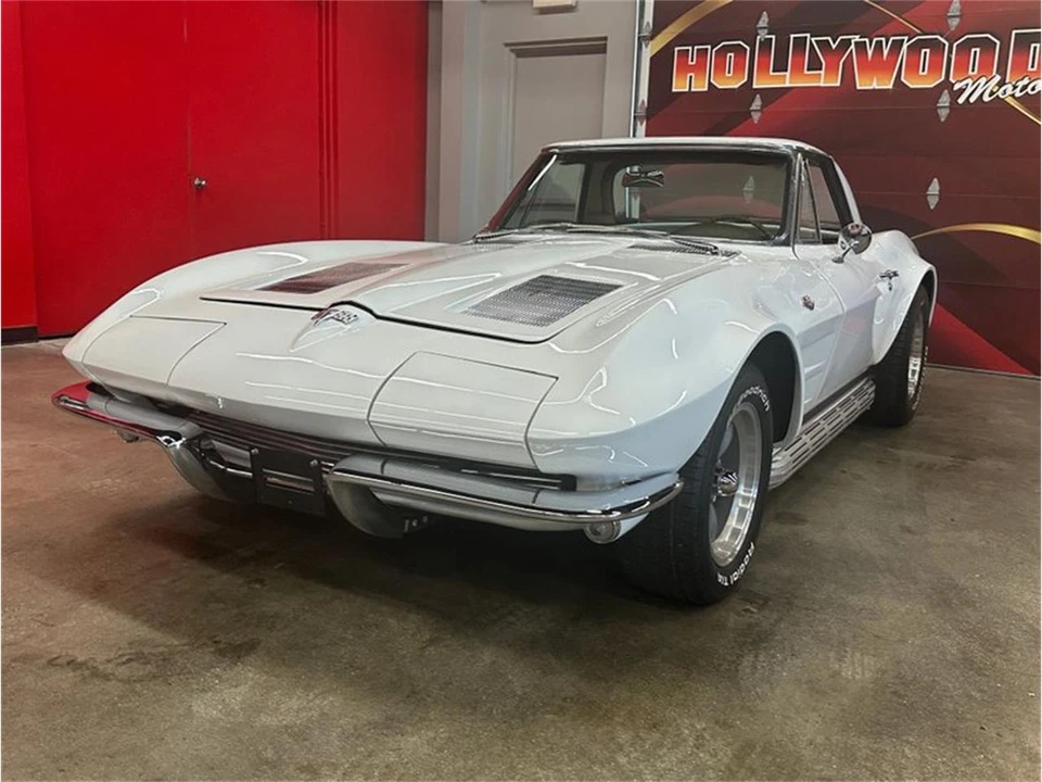 1963 Chevrolet Corvette C2 - Image 6 of 31
