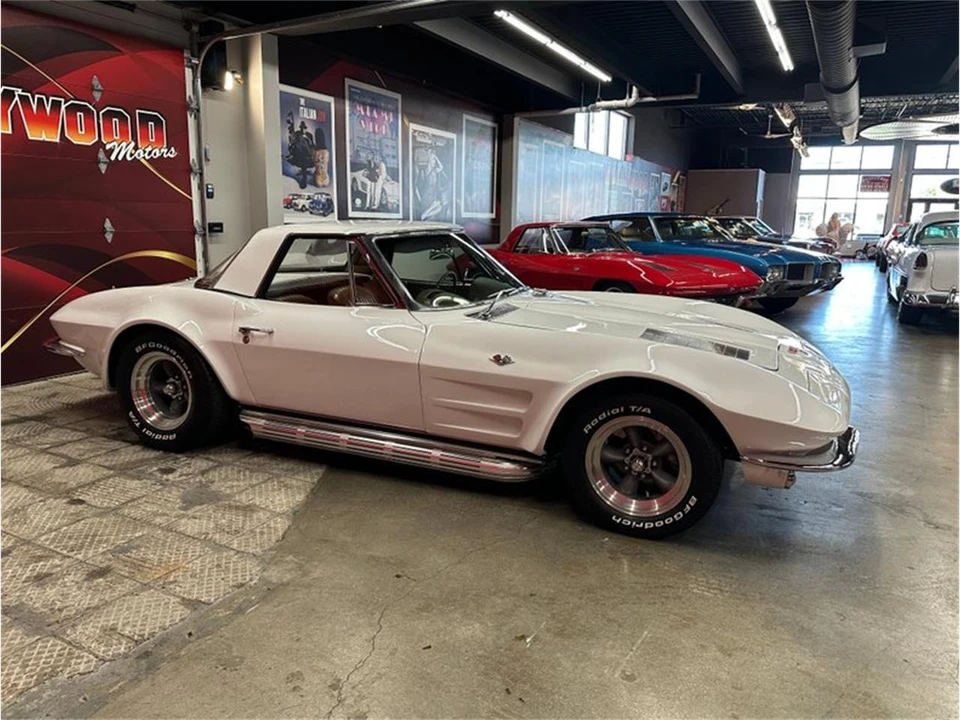 1963 Chevrolet Corvette C2 - Image 12 of 31