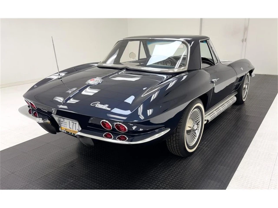 1963 Chevrolet Corvette C2 - Image 11 of 31