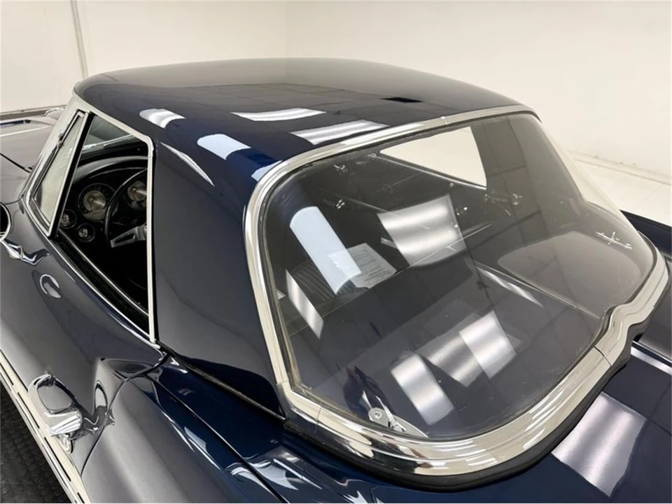 1963 Chevrolet Corvette C2 - Image 27 of 31