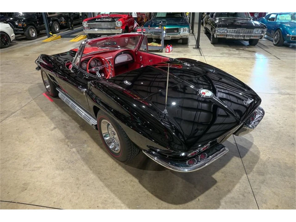 1963 Chevrolet Corvette C2 - Image 16 of 31