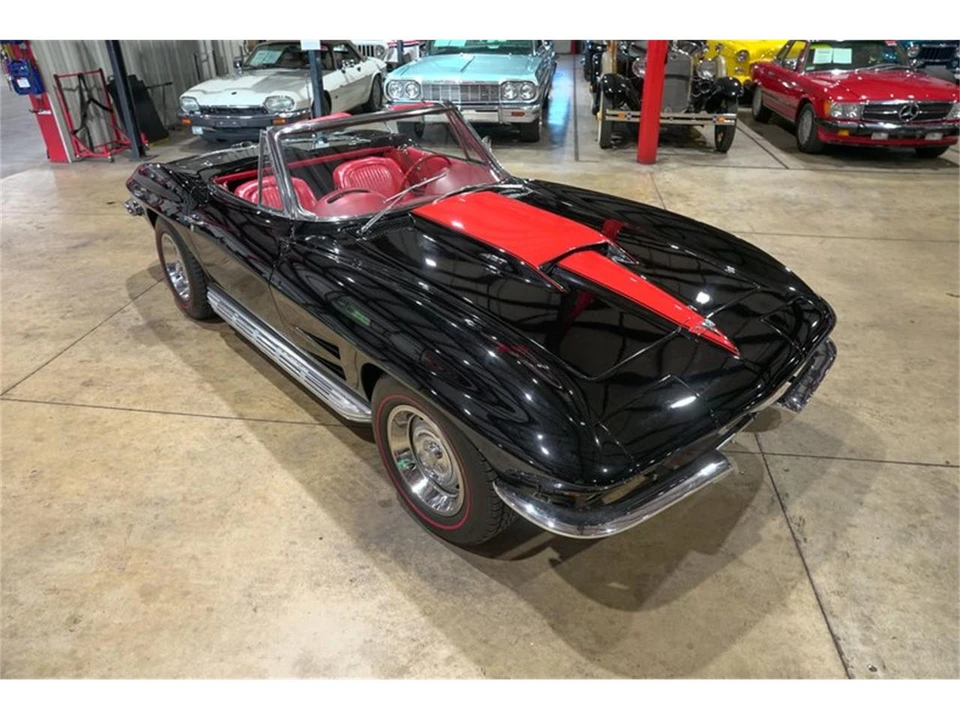 1963 Chevrolet Corvette C2 - Image 14 of 31