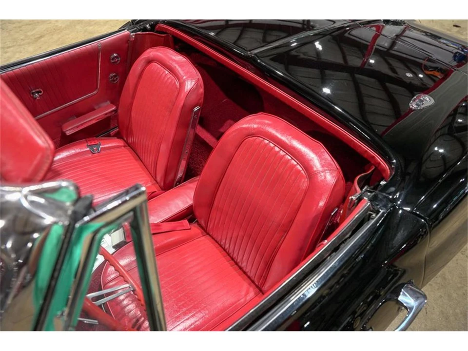 1963 Chevrolet Corvette C2 - Image 19 of 31