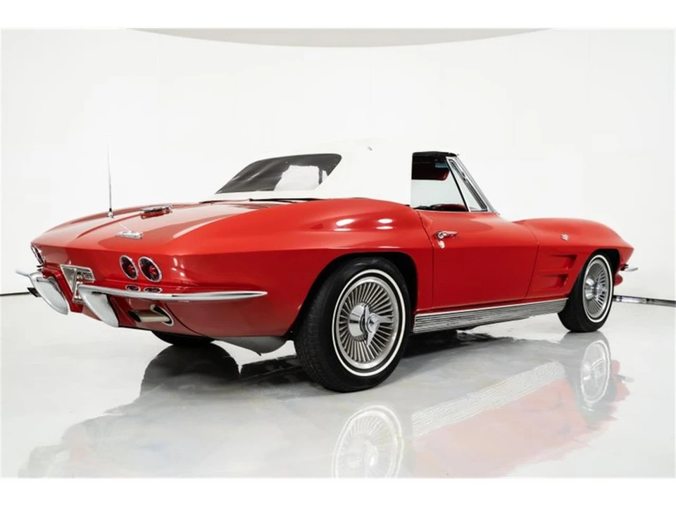 1963 Chevrolet Corvette C2 - Image 11 of 31