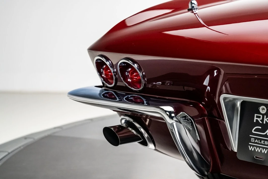 1963 Chevrolet Corvette C2 - Image 30 of 31