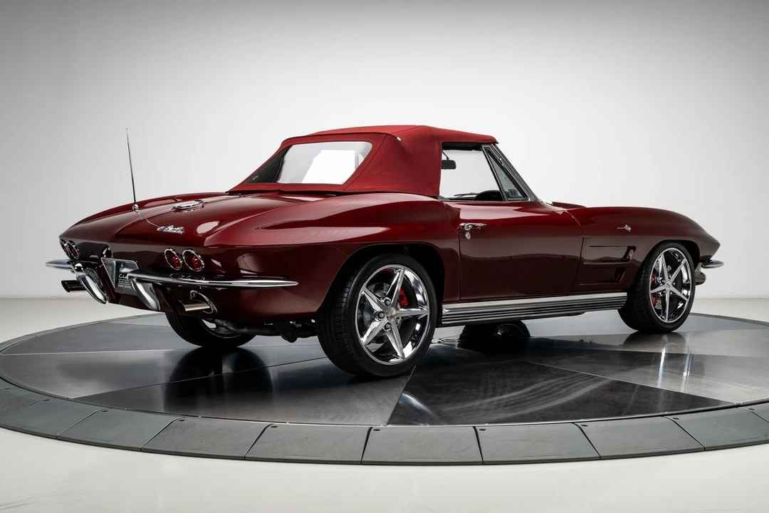 1963 Chevrolet Corvette C2 - Image 23 of 31