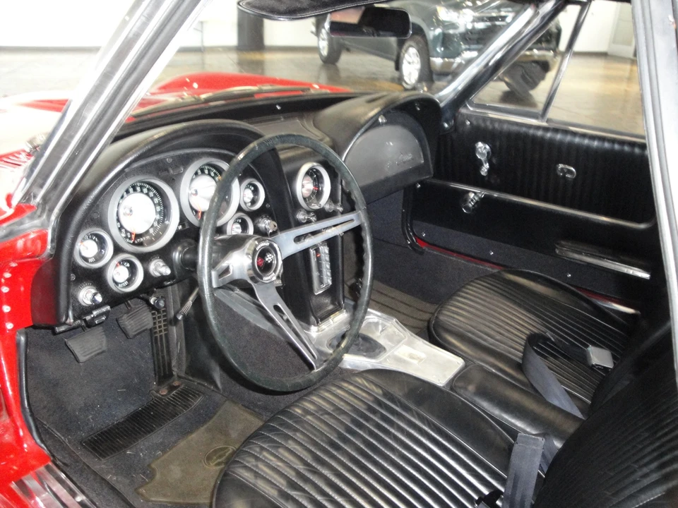 1963 Chevrolet Corvette C2 - Image 14 of 15