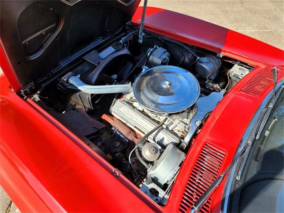 1963 Chevrolet Corvette C2 - Image 9 of 12