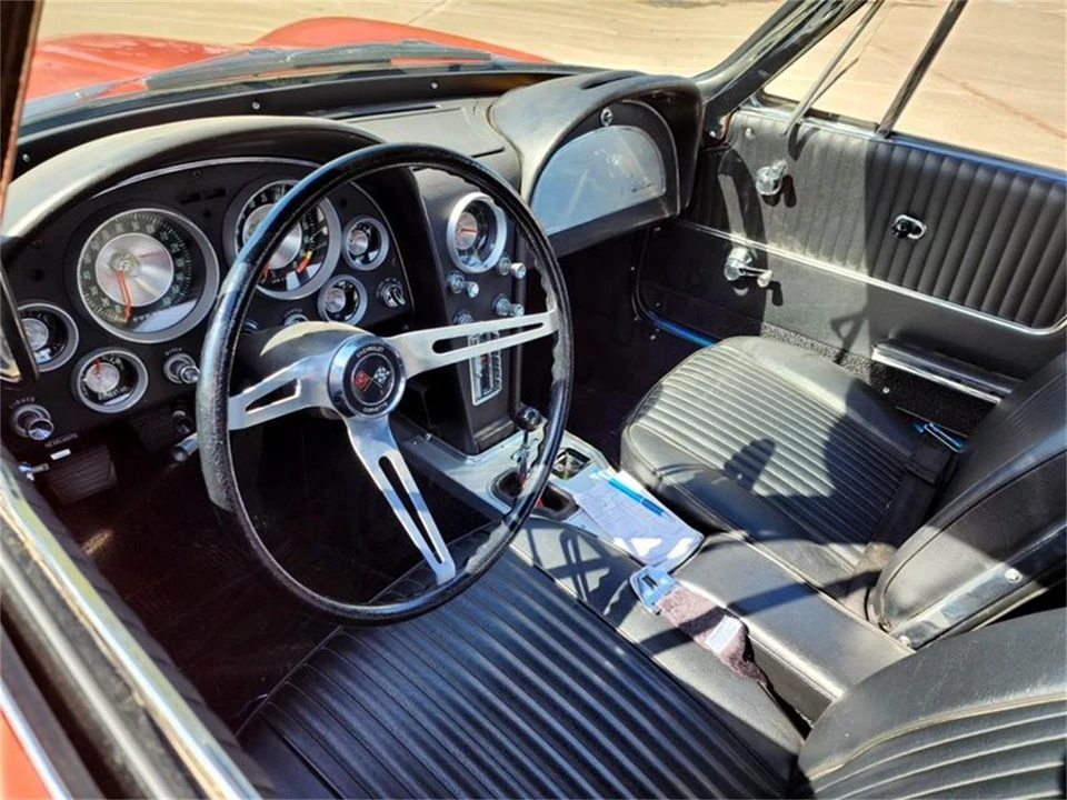 1963 Chevrolet Corvette C2 - Image 11 of 12