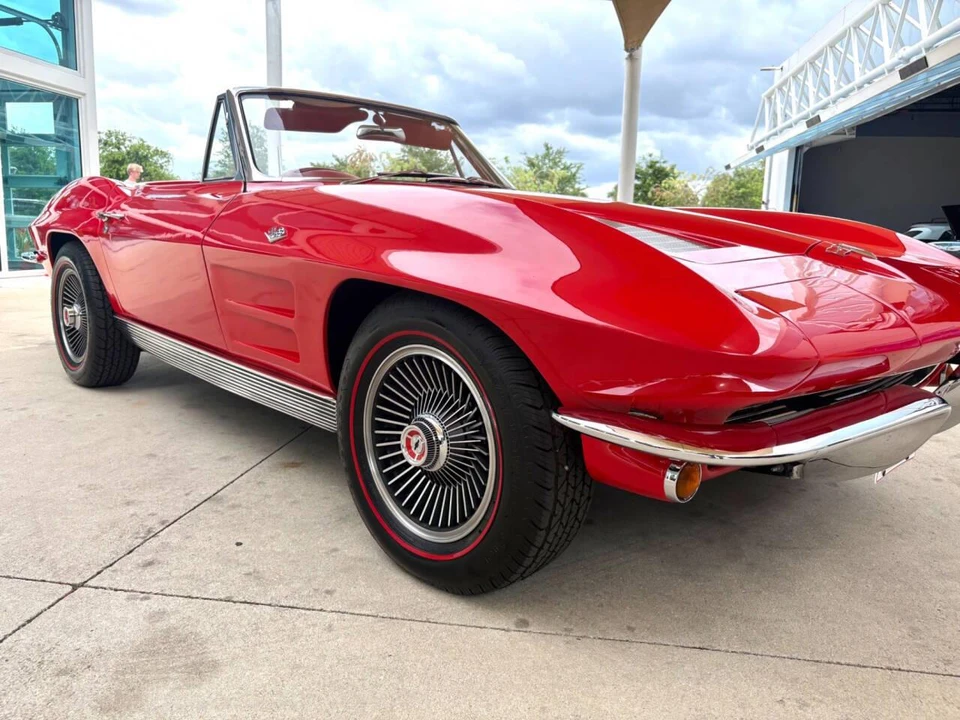 1963 Chevrolet Corvette C2 - Image 19 of 31