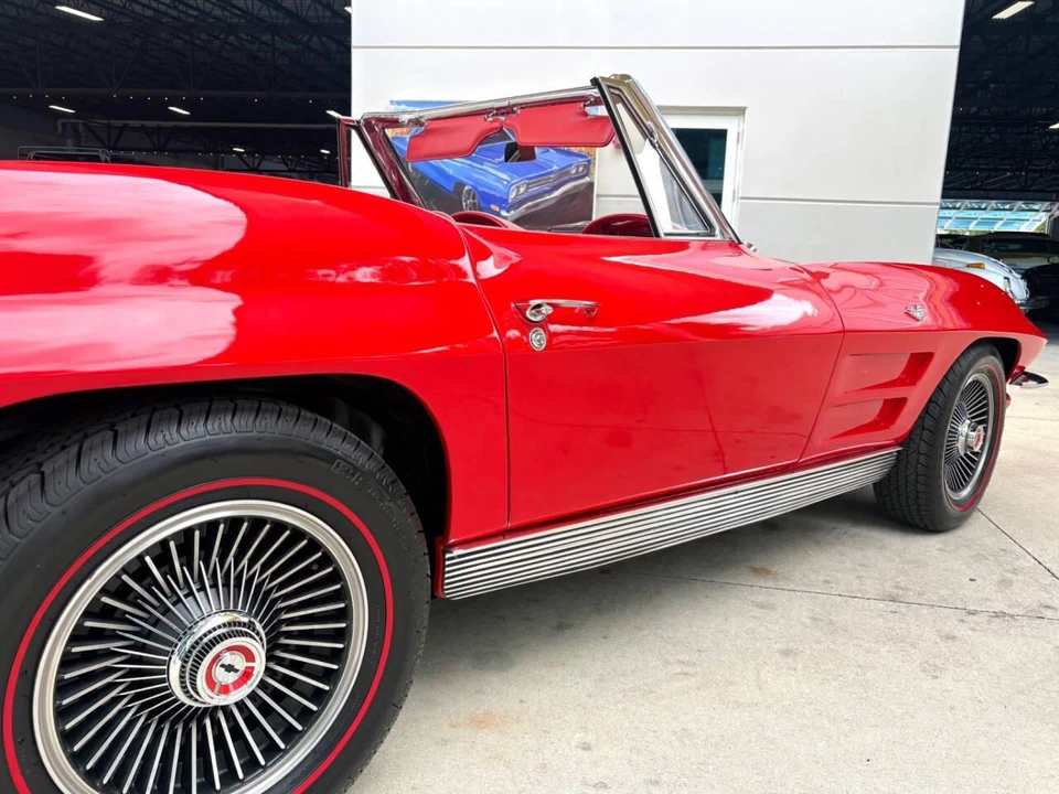 1963 Chevrolet Corvette C2 - Image 17 of 31