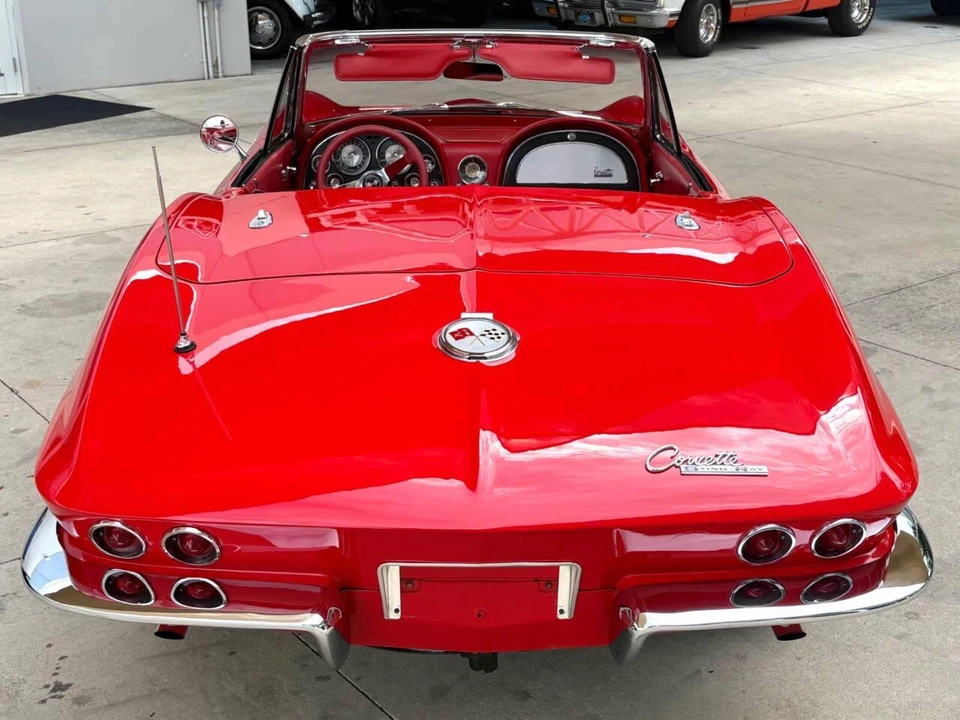 1963 Chevrolet Corvette C2 - Image 8 of 31