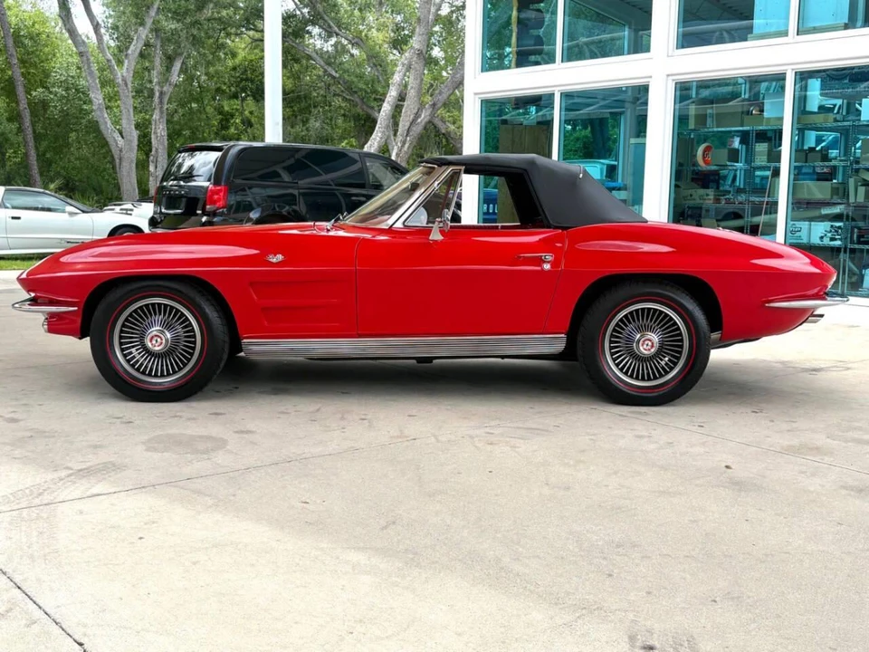 1963 Chevrolet Corvette C2 - Image 24 of 31