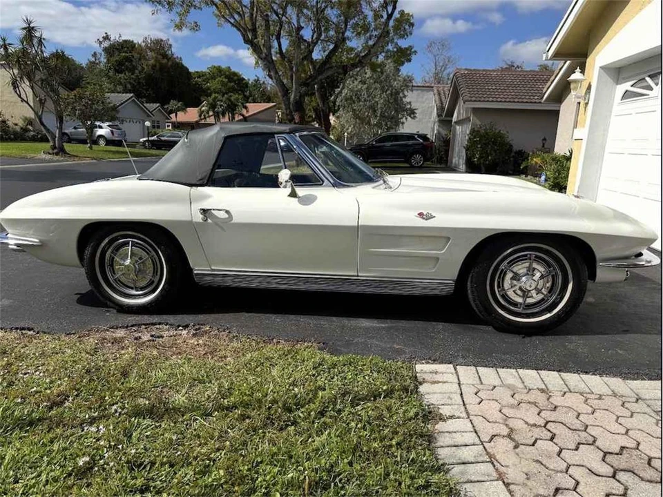 1963 Chevrolet Corvette C2 - Image 4 of 16