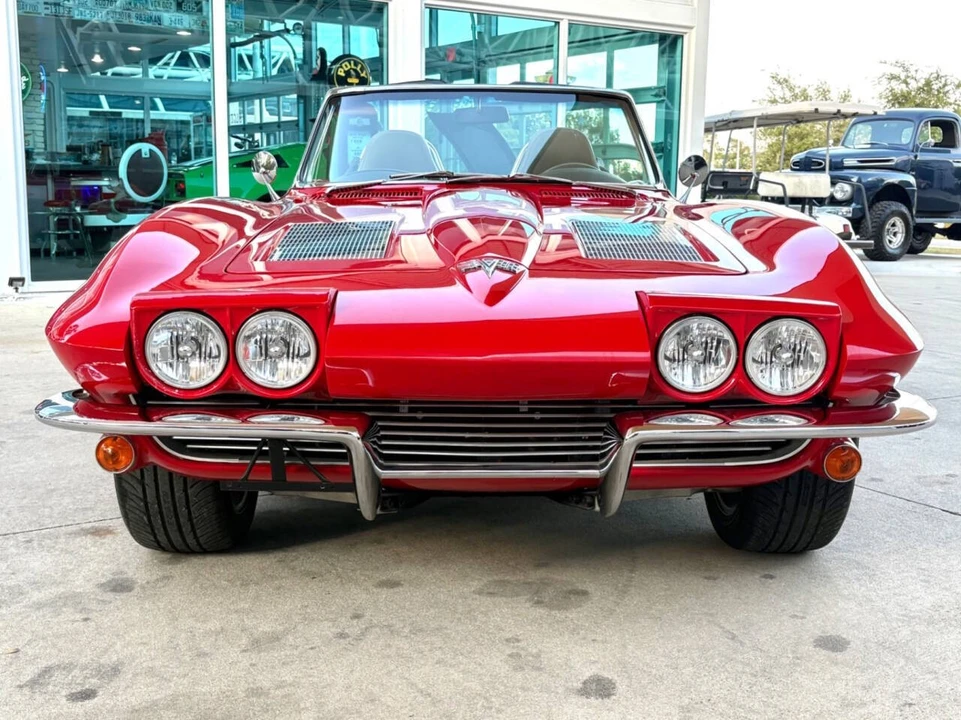 1963 Chevrolet Corvette C2 - Image 4 of 12