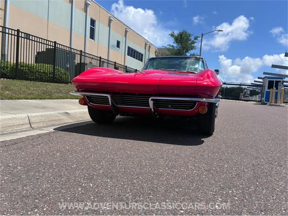 1963 Chevrolet Corvette C2 - Image 10 of 31