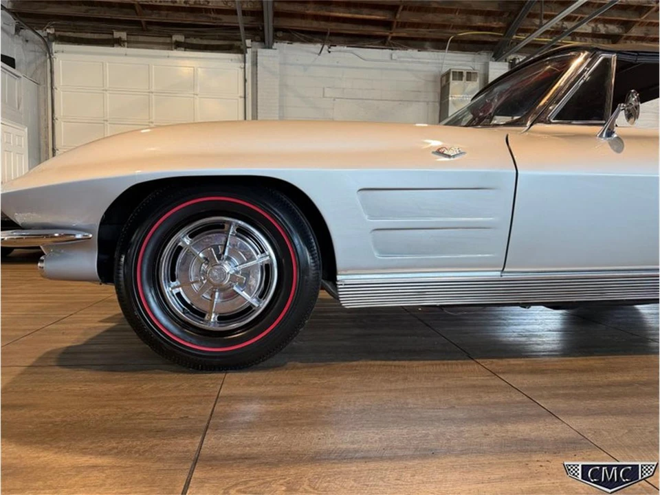 1963 Chevrolet Corvette C2 - Image 30 of 31