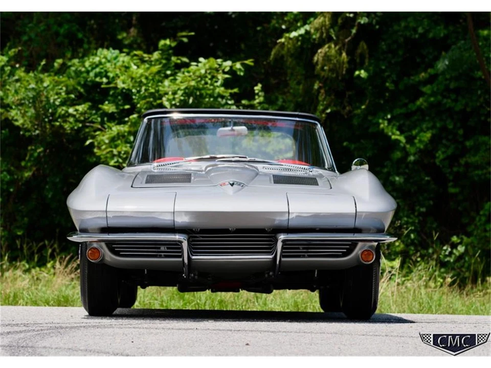 1963 Chevrolet Corvette C2 - Image 8 of 31