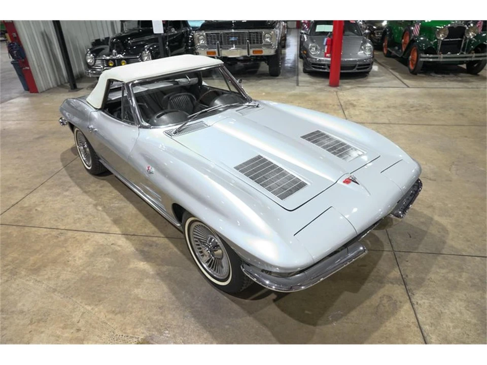 1963 Chevrolet Corvette C2 - Image 26 of 31
