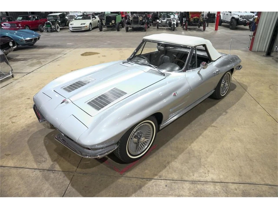 1963 Chevrolet Corvette C2 - Image 27 of 31