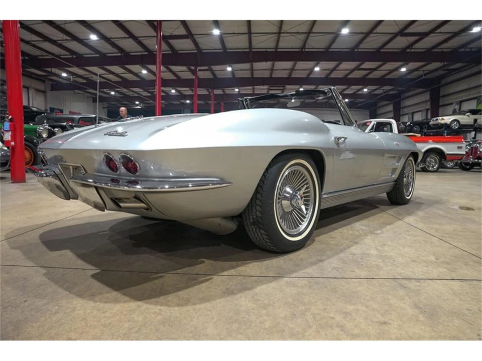 1963 Chevrolet Corvette C2 - Image 8 of 31