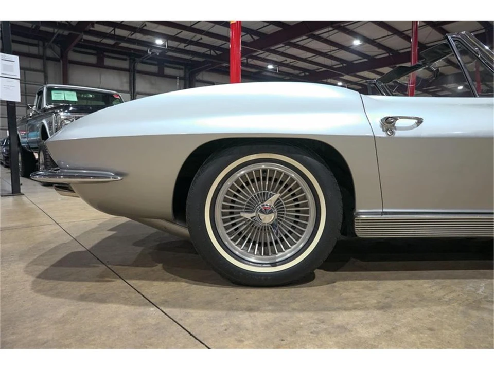1963 Chevrolet Corvette C2 - Image 9 of 31