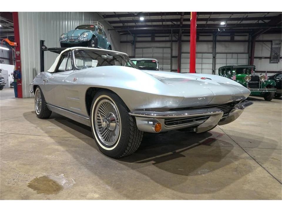 1963 Chevrolet Corvette C2 - Image 24 of 31