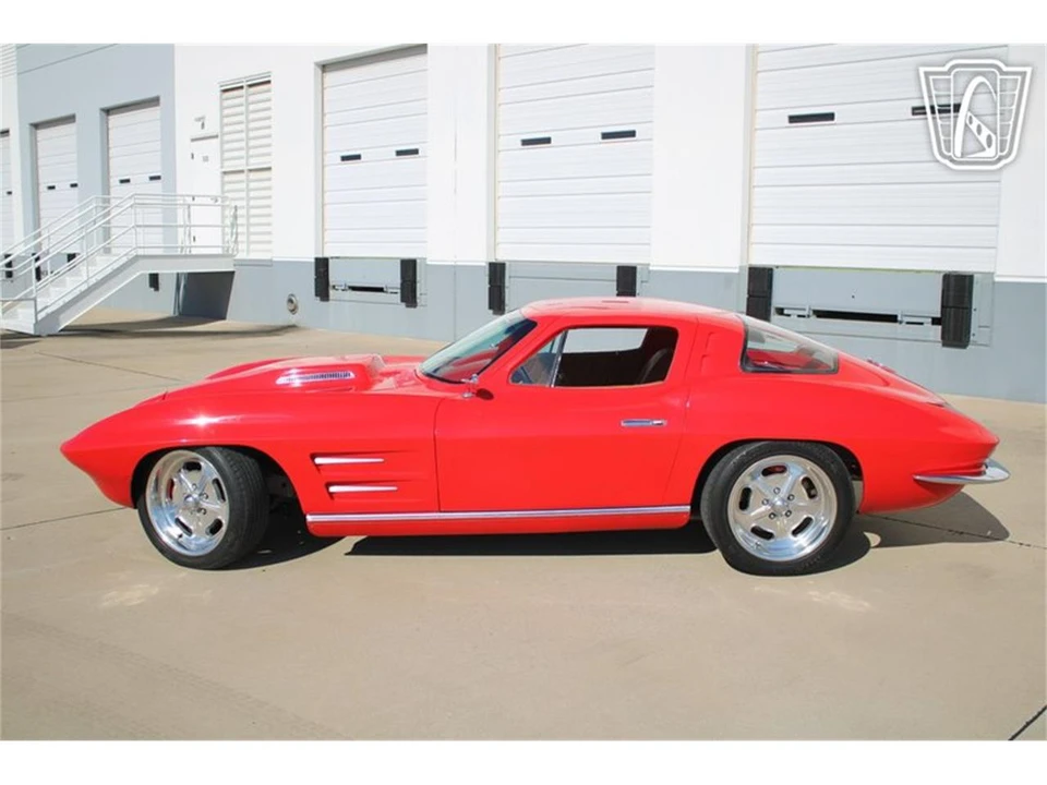 1963 Chevrolet Corvette C2 - Image 6 of 31