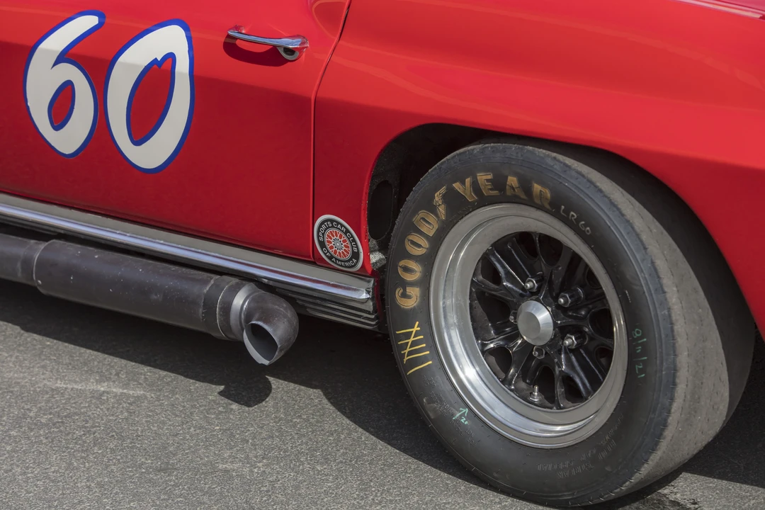 1963 Chevrolet Corvette C2 - Image 24 of 31