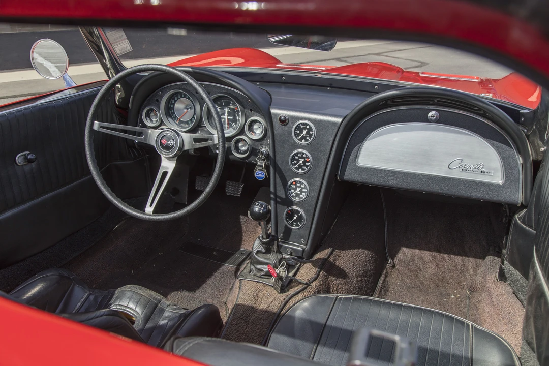 1963 Chevrolet Corvette C2 - Image 12 of 31