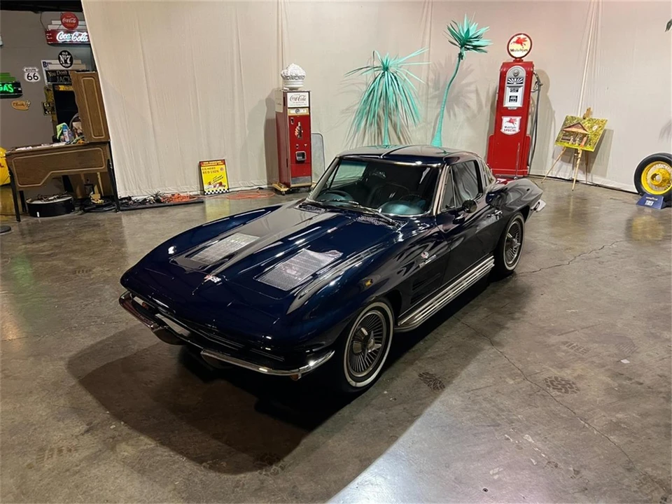 1963 Chevrolet Corvette C2 - Image 5 of 31