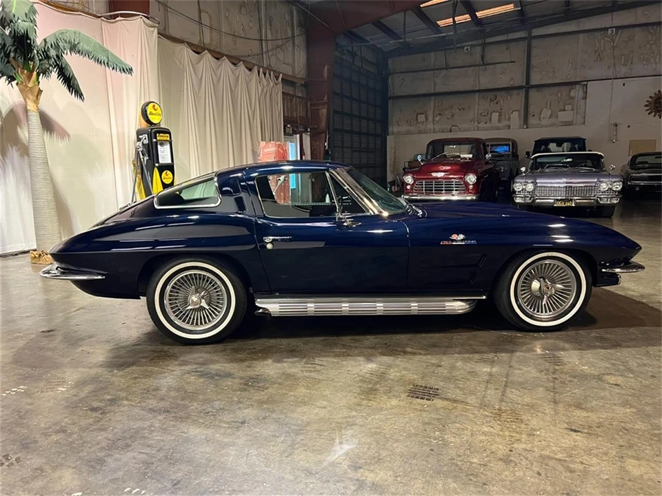 1963 Chevrolet Corvette C2 - Image 19 of 31