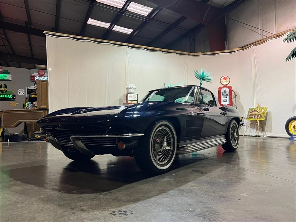 1963 Chevrolet Corvette C2 - Image 4 of 31