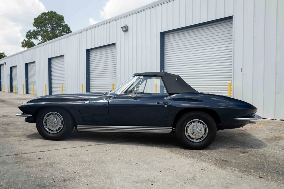 1963 Chevrolet Corvette C2 - Image 17 of 31