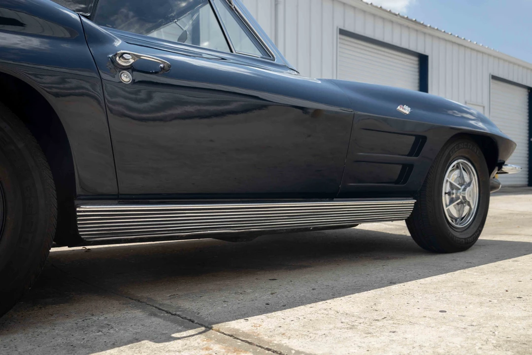 1963 Chevrolet Corvette C2 - Image 27 of 31