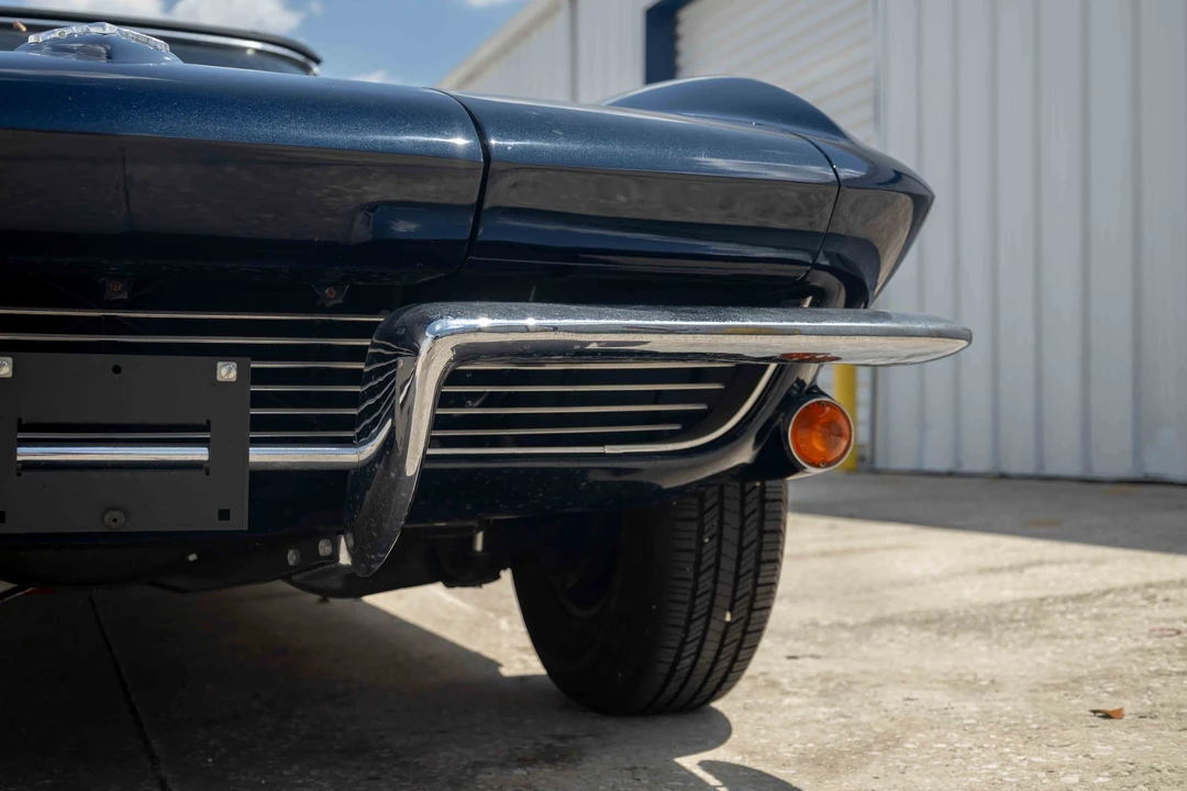 1963 Chevrolet Corvette C2 - Image 29 of 31
