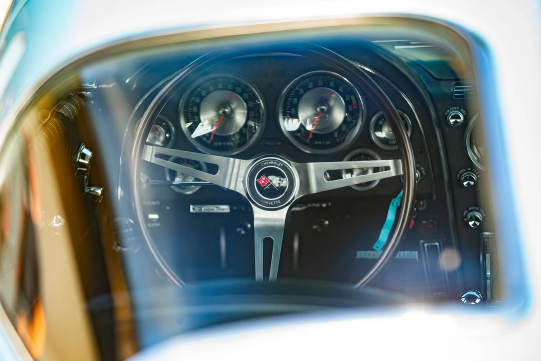 1963 Chevrolet Corvette C2 - Image 14 of 31