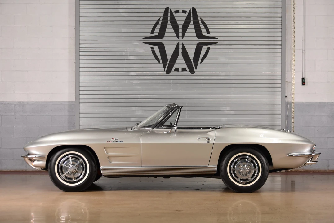 1963 Chevrolet Corvette C2 - Image 22 of 31