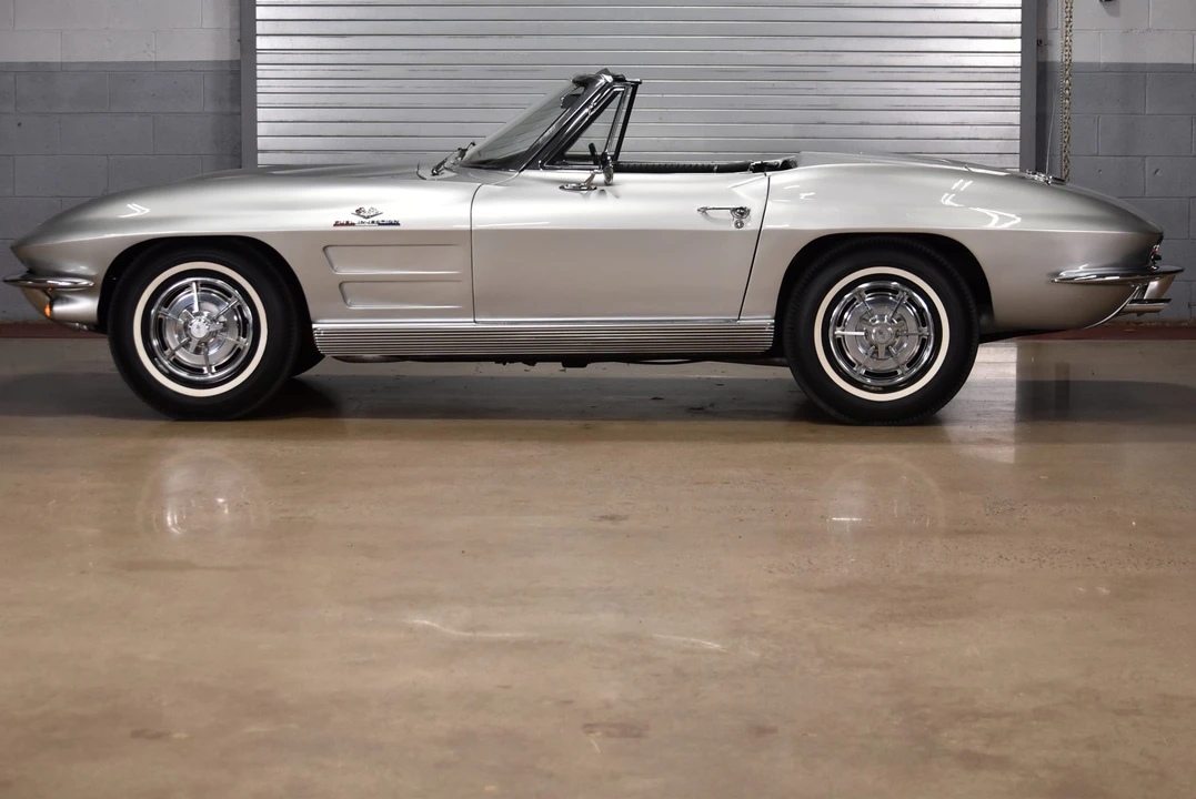 1963 Chevrolet Corvette C2 - Image 21 of 31