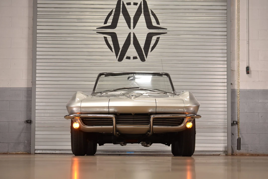 1963 Chevrolet Corvette C2 - Image 18 of 31