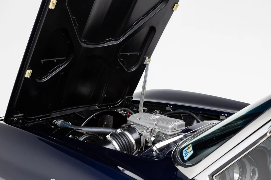 1963 Chevrolet Corvette C2 - Image 30 of 31