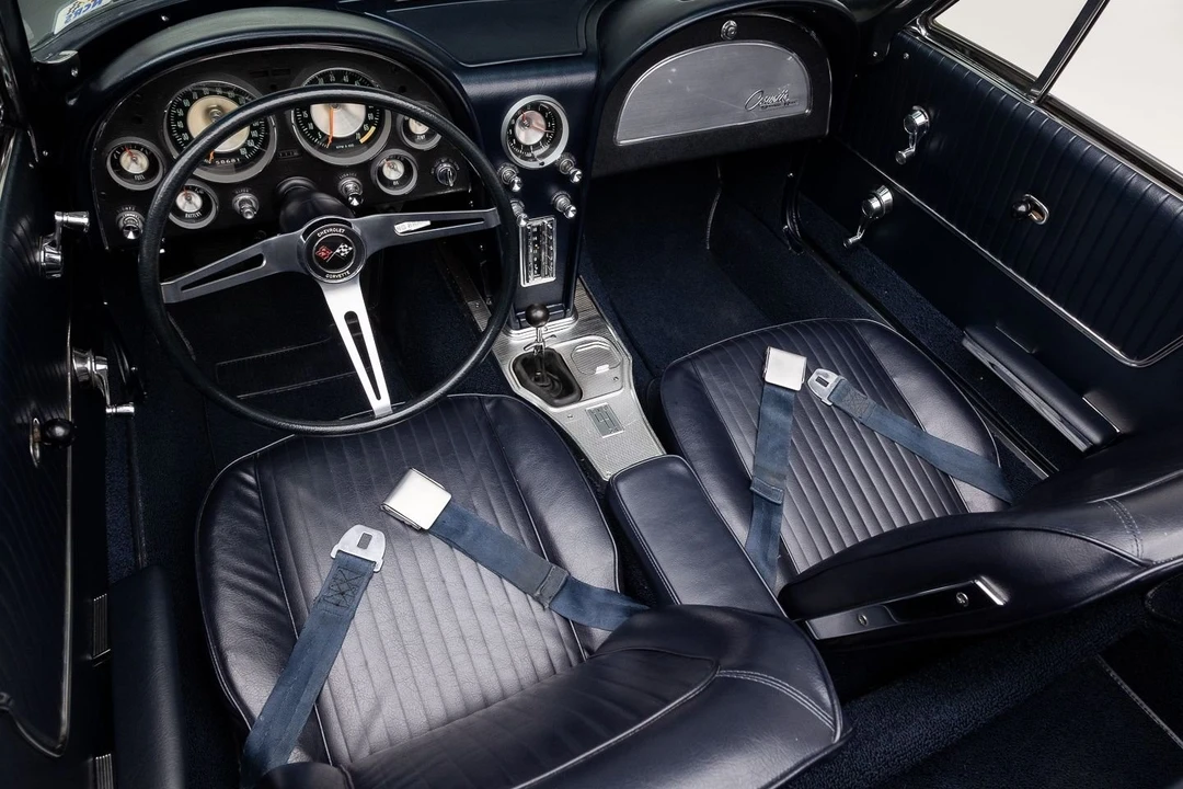 1963 Chevrolet Corvette C2 - Image 17 of 31
