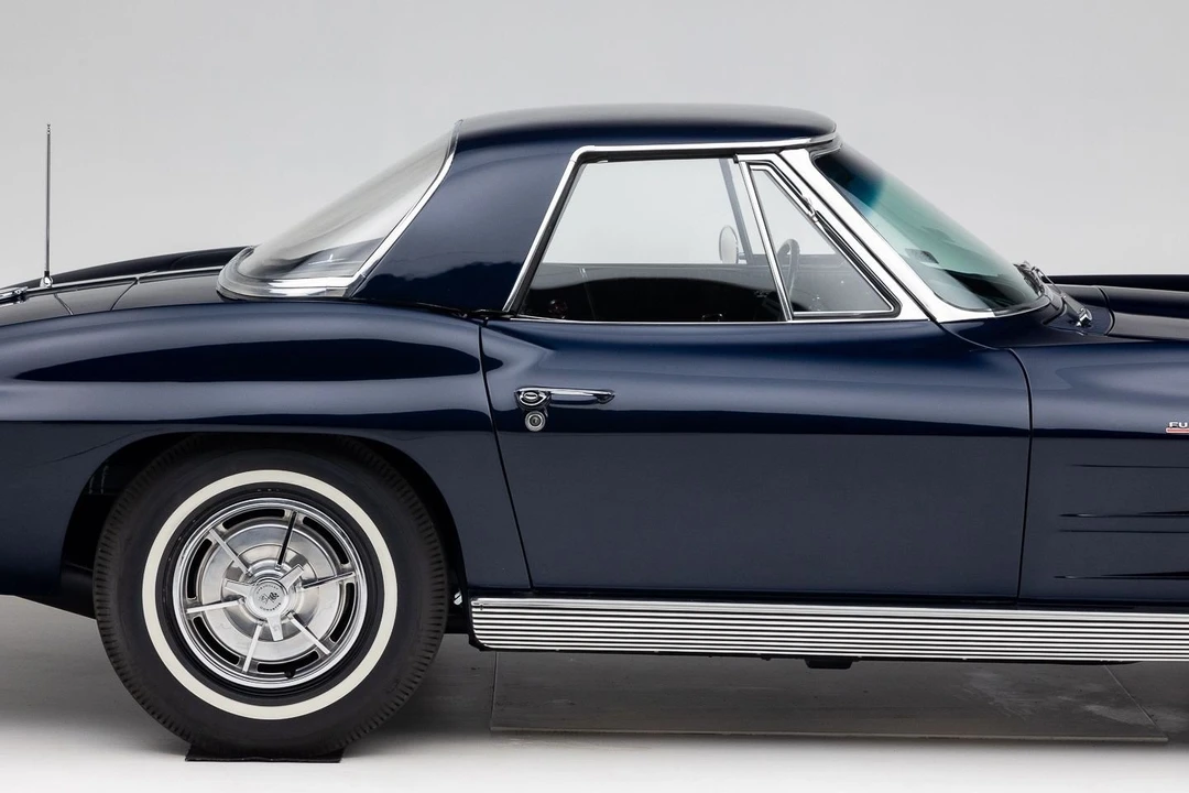 1963 Chevrolet Corvette C2 - Image 15 of 31