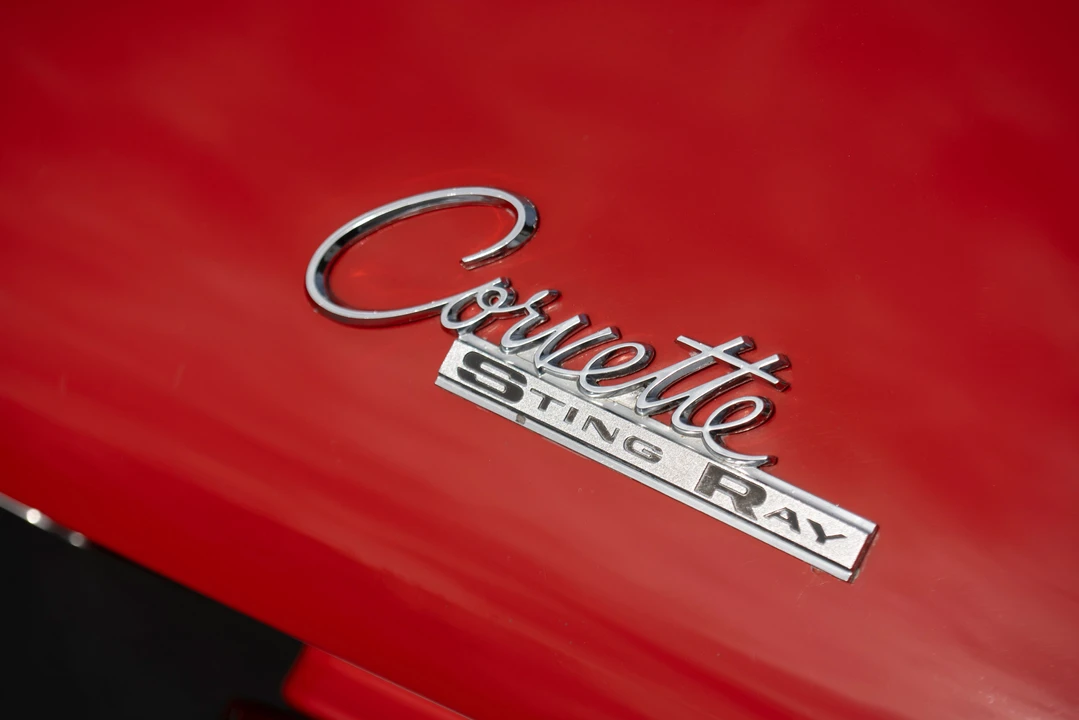1963 Chevrolet Corvette C2 - Image 24 of 31