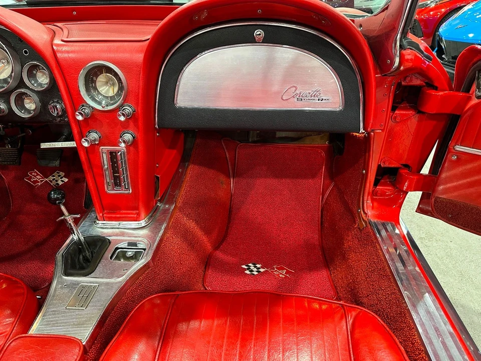 1963 Chevrolet Corvette C2 - Image 16 of 21