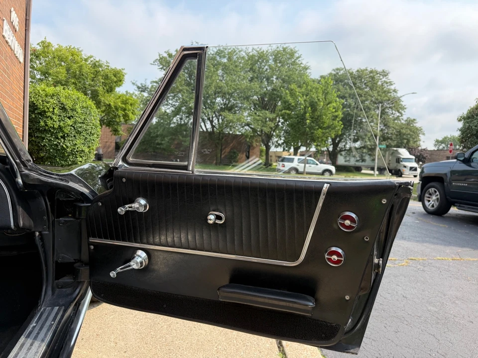 1963 Chevrolet Corvette C2 - Image 29 of 31
